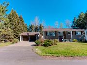 3466 Rosslyn Road * New Listing! 3466 Rosslyn Road * New Listing!