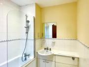34 44 Boardwalk Place, London, E14 5SE, United Kingdom |...