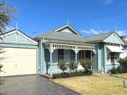 34 Beaumont Drive, POINT COOK VIC