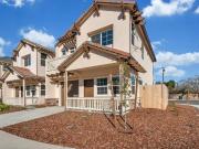 34 Lake House Ct, Sacramento, CA 95828