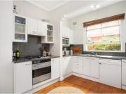 3/4 Mc Dougall Street, Kirribilli Apartment for rent...