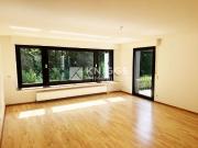 3503 Bungalow mit viel Platz und Garage in ruhiger Lage...