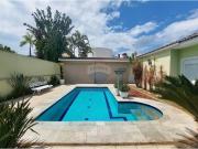 350 Área Útil Casa de Condomínio Alugar, 4 Dormitórios...