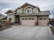 351 Fernie Place, Kamloops, BC, V2C 6S4 Luxury House for...