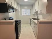 351 S. Manhattan Pl Studio Apartment for Rent at 351 S...