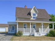 351 Saint Pierre E. Blvd, Caraquet, NB, E1W 1B4 house...