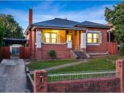 358 Centenary Street, EAST ALBURY House for rent Listed...