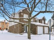 35 1880 Summerfields Crescent, Ottawa, ON, K1C 7B6...