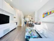 35 6868 Burlington Avenue, Burnaby, BC, V5J 0G1...