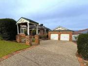 35 Janette Court, Lavington, NSW 2641