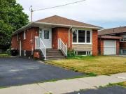 35 Lyon Heights Road Main Floor Toronto ON M1P 3V6 3...