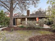 35 Mangarra Road, CANTERBURY, VIC 3126