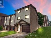 35 Mccallum Court, Brampton, ON, L6W 3M3 townhouse for...