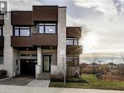 35 Midhurst Heights Unit# 1, Hamilton, ON, L8J 0K9...