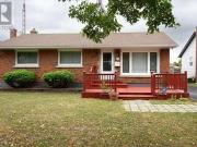 35 Parkdale Drive, Thorold, ON, L2V 2N5 house for sale |...