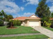 35 Warbler Parade, Varsity Lakes, QLD 4227