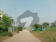 35x70 plot no 66? Street corner st no 68 for sale