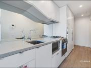 LIVING IN THE HEART OF CBD FULLY FURNISHED ONE BED!