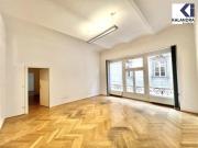 360° TOUR / GENERALSANIERTES INNENSTADT ALTBAUBÜRO