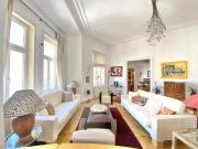 360° TOUR / MÖBLIERTE INNENSTADT STILWOHNUNG/ FURNISHED...