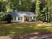 3612 N Stratford Road NE