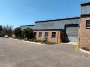 361m² mini industrial unit to let in.