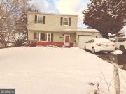364 Hivner Rd, Harrisburg, PA 17111