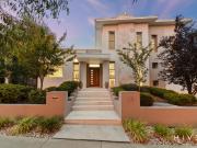 364sqm under roof on one of the best Streets in Forde