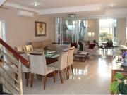 365 Área Útil Casa Alugar, 4 Dormitórios localizado em...