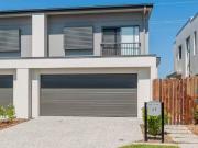 36 La Savina Drive, Coombabah QLD 4216 House For Rent