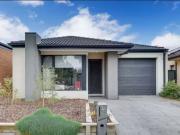 36 Peppertree Parade, CRAIGIEBURN, VIC 3064 House for Rent