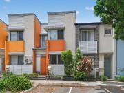 36 warrumbungle parade fitzgibbon qld unit for rent lj...