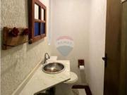 370 Área Útil Casa de Condomínio Alugar, 4 Dormitórios...