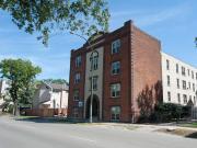 370 Stradbrook Avenue