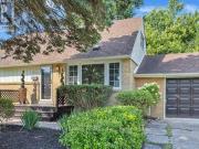 3711 Dandurand Boulevard, Windsor, ON, N9E 2G4 house for...