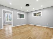 3726 Dewdney AVENUE, Regina, SK S4T 0Z7 House For Sale |...