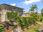 3/74 Longlands Street, EAST BRISBANE Apartment for rent...