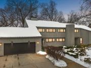 3750 Orion Rd, Oakland Township, MI 48363