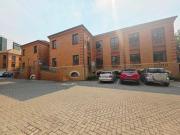376m2 office to let in glen manor of.