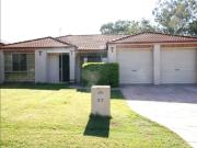 37 Orania Crescent, Calamvale QLD 4116 House For Rent |...