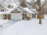 37 Overview Cir, Rochester, NY 14623