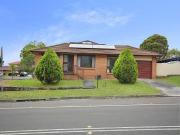 37 Woodridge Road, HORSLEY House for rent Listed by Anna...