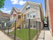 3826 S Honore St, Chicago, IL 60609