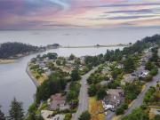 3875 Gulfview Dr, Nanaimo, BC V9T 6E2 House For Sale |...