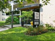 3890 Bathurst Street 2 Bedroom Apartment for Rent at...