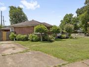 3898 barton dr