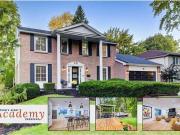 38 Academy Crescent, Waterloo, ON, N2L 5H7 house for...