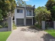 3/8 Kodiak Drive, Varsity Lakes, QLD 4227
