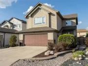 38 Miner Cove, Winnipeg, MB, R2N 0B4 house for sale Listing.