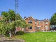 38 Windermere Crescent